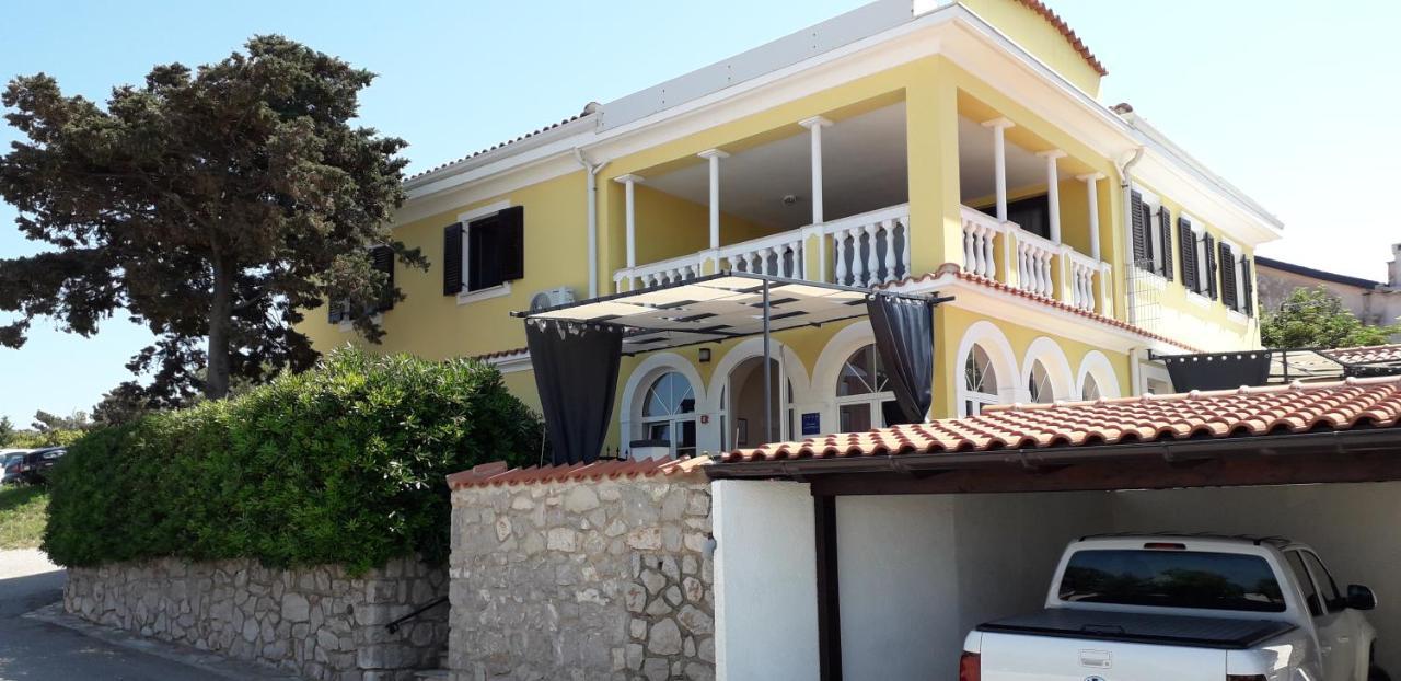 Vivi Studio Apartments Mali Lošinj Exteriör bild