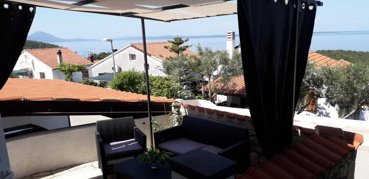 Vivi Studio Apartments Mali Lošinj Exteriör bild